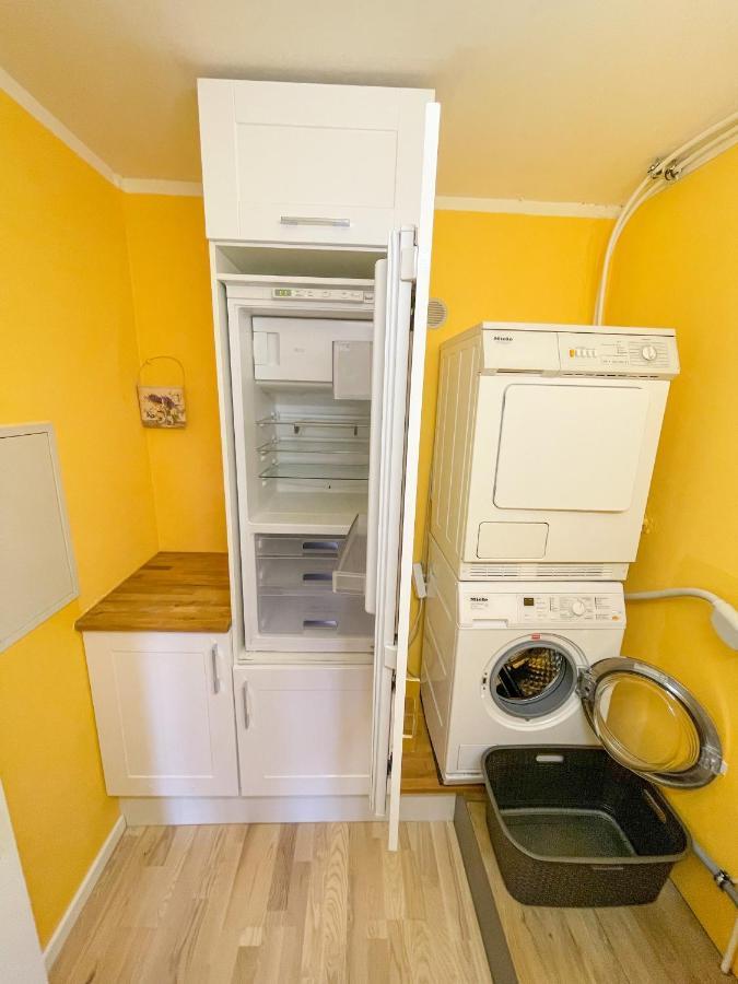 Souterrainwohnung Mit Grossem Garten Und Sauna Касел Екстериор снимка